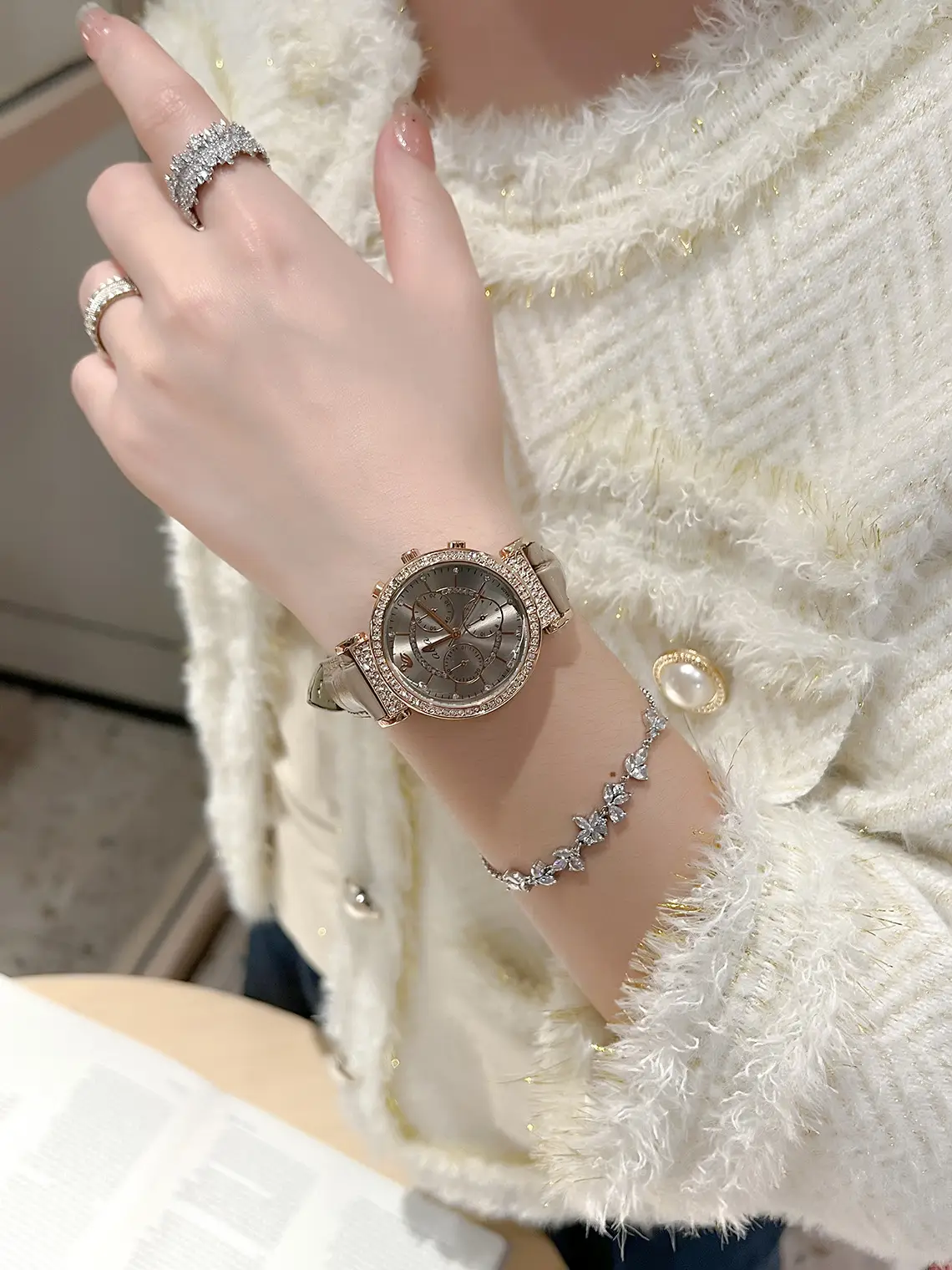 Red Diamond Three-eye Watch for Women — feature 9