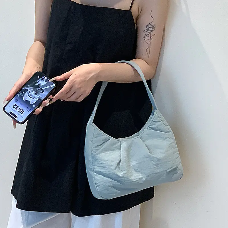 Gentle Pleated Fox Niche Shoulder Bag - Image 13