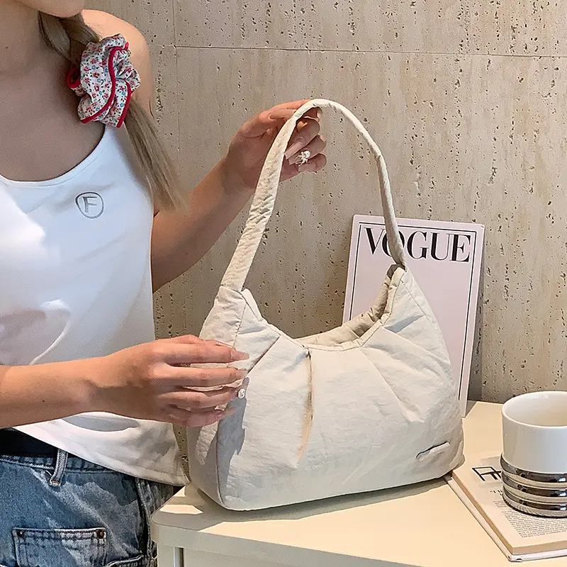 Gentle Pleated Fox Niche Shoulder Bag - Image 14