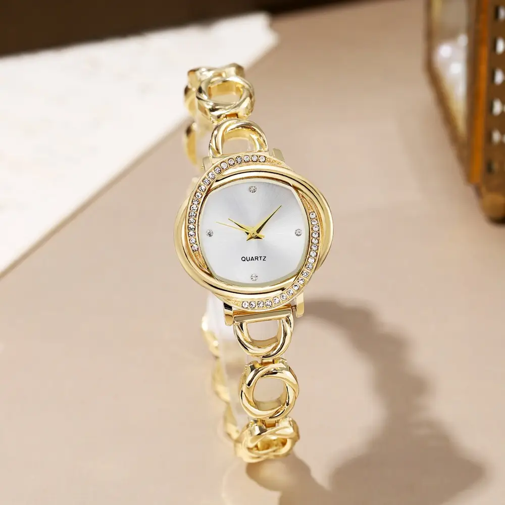 Green Diamond Watch for Women Gold Bracelet — feature 7