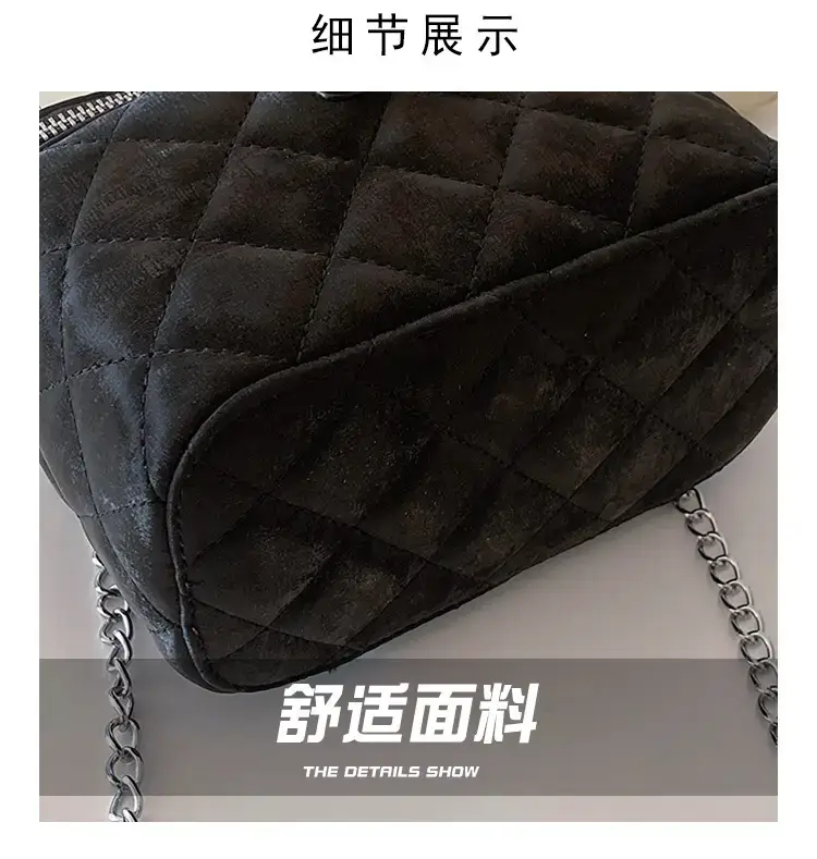 Black Diamond Chain Shoulder Bag 2024 — feature 3