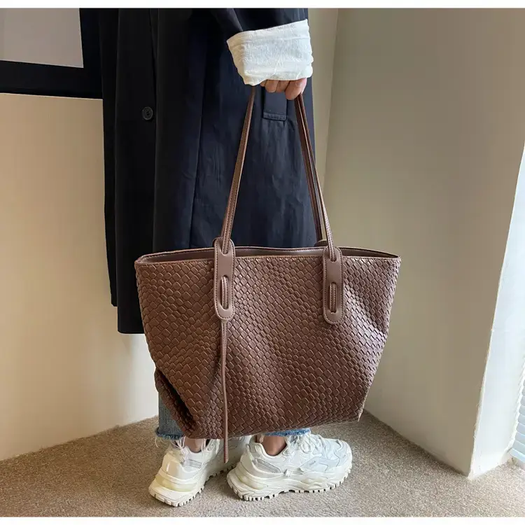 Women's Large Capacity Brown Woven Tote Bag — feature 13
