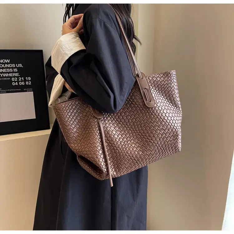 Women's Large Capacity Brown Woven Tote Bag — feature 15