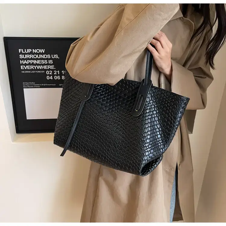 Women's Large Capacity Brown Woven Tote Bag — feature 21
