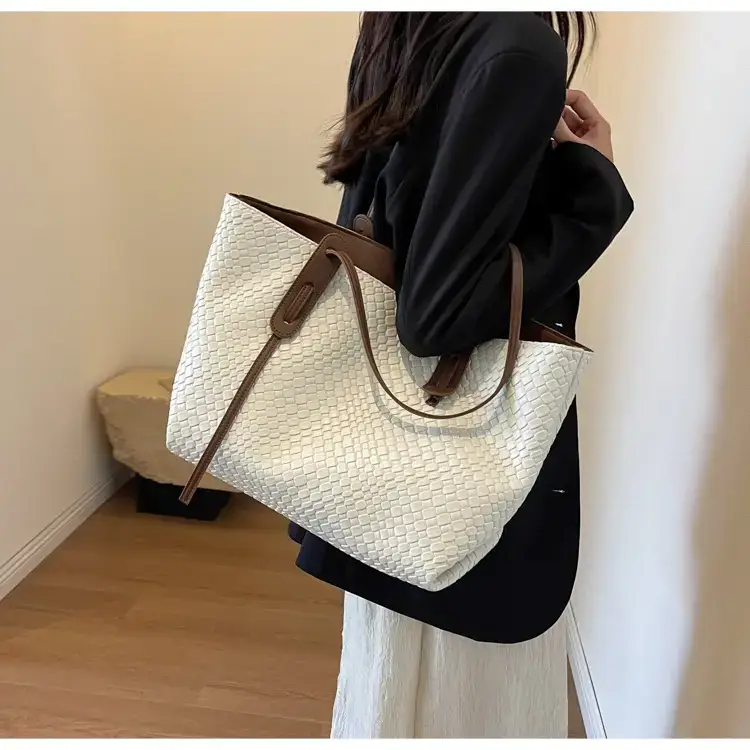 Women's Large Capacity Brown Woven Tote Bag — feature 25