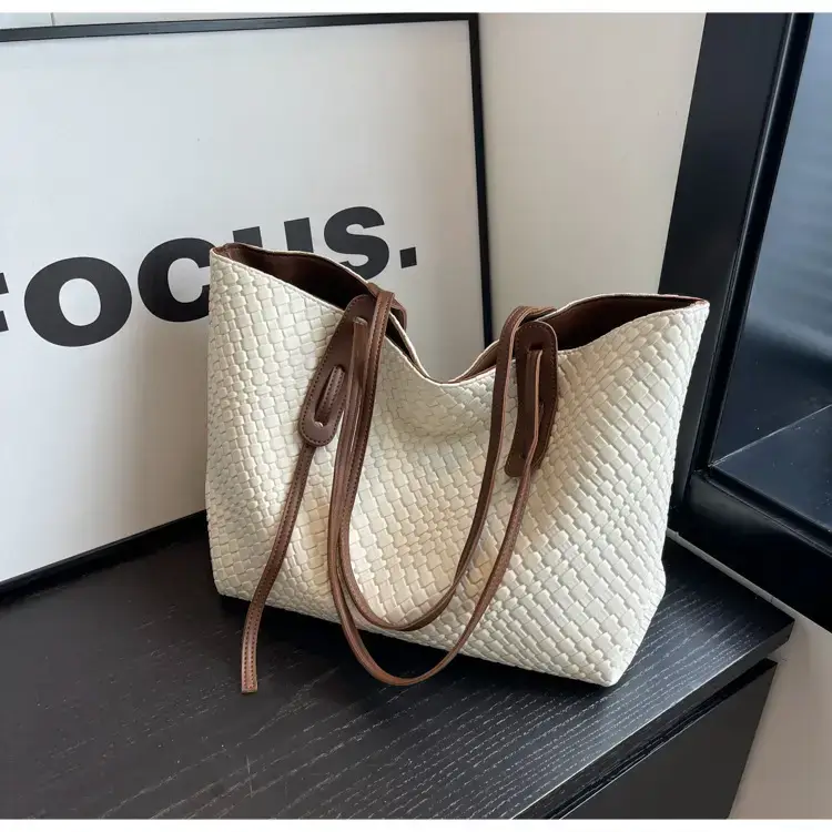Women's Large Capacity Brown Woven Tote Bag — feature 40