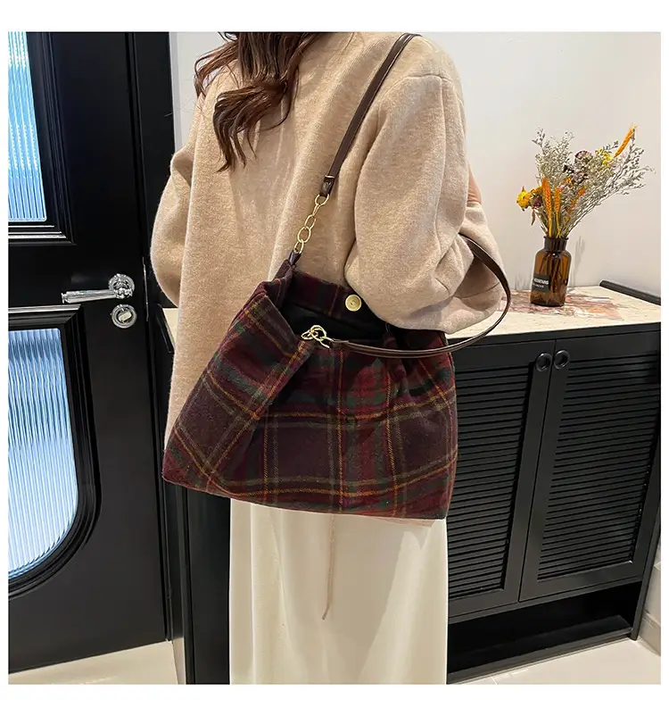 Vintage Plaid Shoulder Bag Women 2024 Woolen Autumn — feature 13