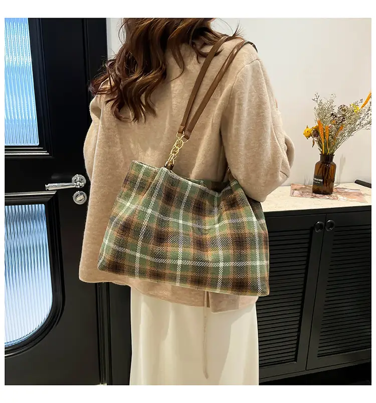 Vintage Plaid Shoulder Bag Women 2024 Woolen Autumn — feature 16