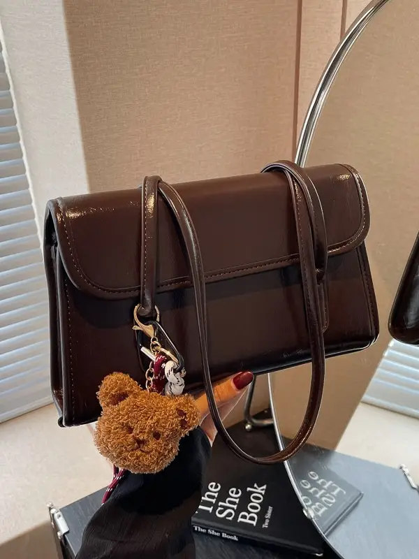 Women's Retro Shoulder Bag Brown Heart Charm - Image 5