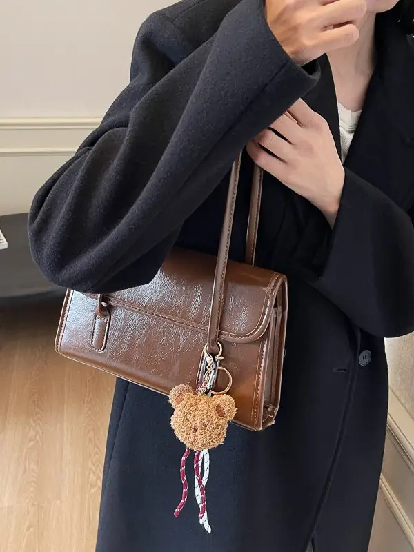 Women's Retro Shoulder Bag Brown Heart Charm - Image 7