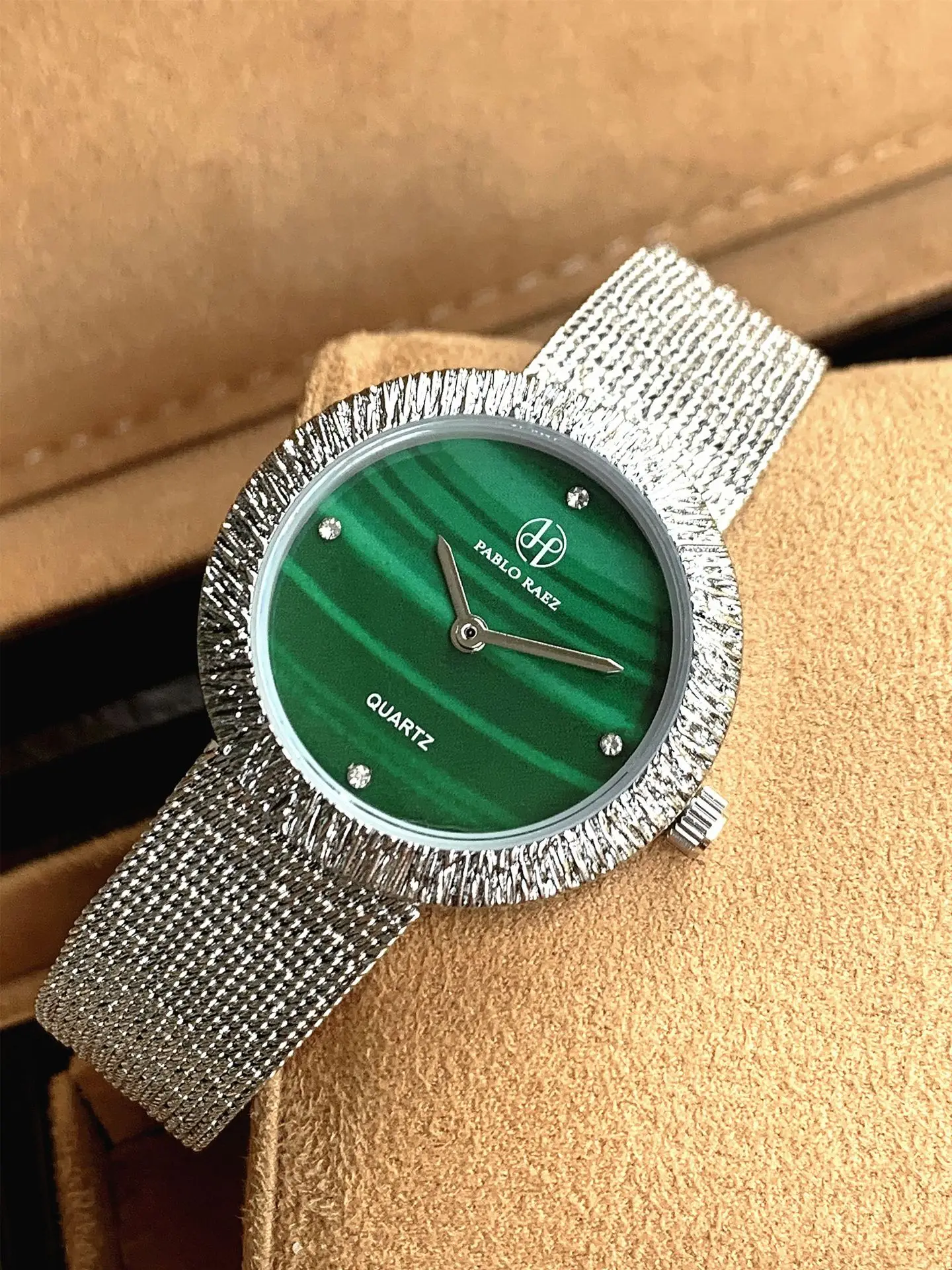 Small Green Quartz Women's Watch with Diamond Band — feature 8