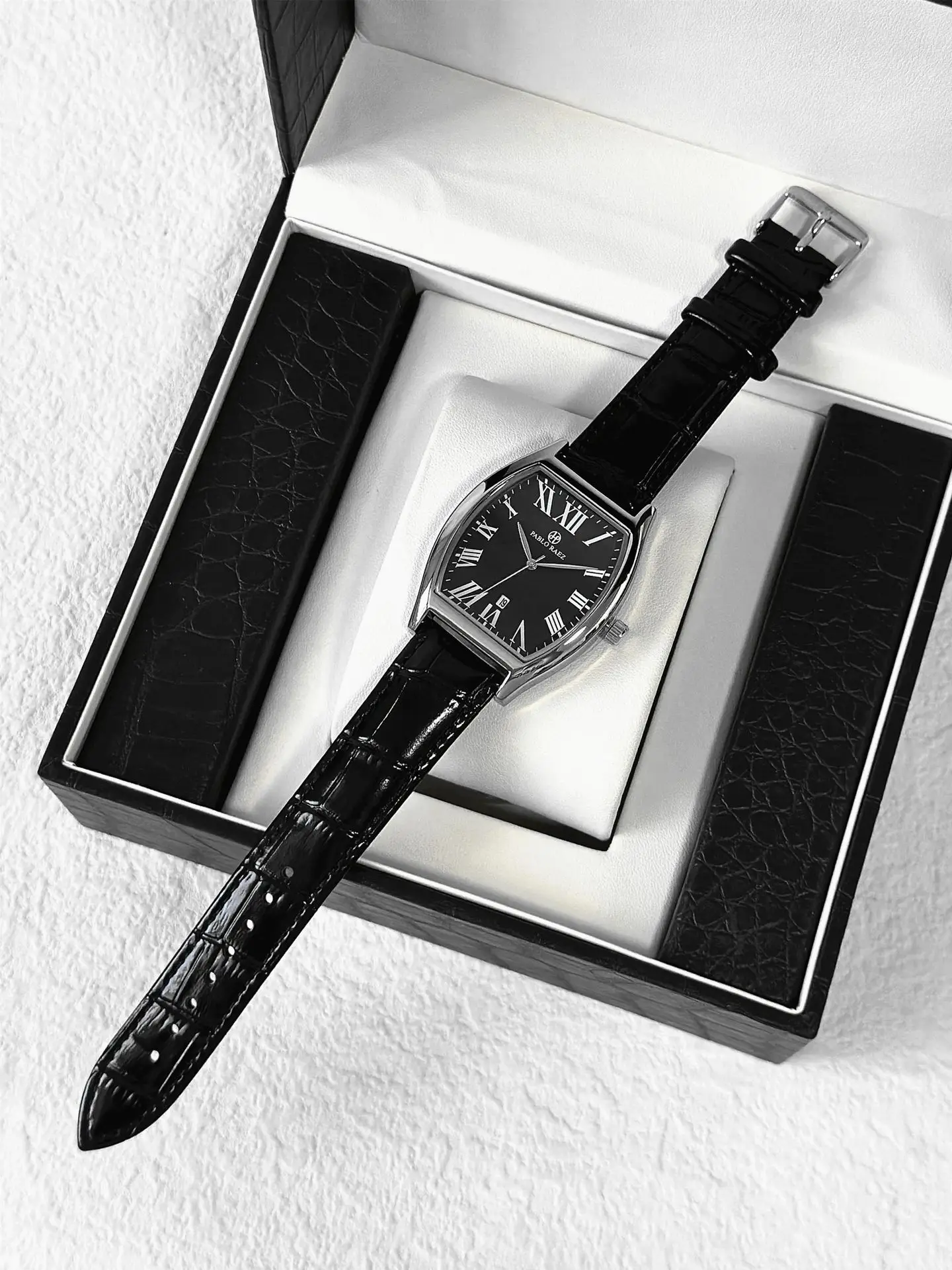 Men's Stainless Steel Swiss Watch with Roman Numeral — feature 26