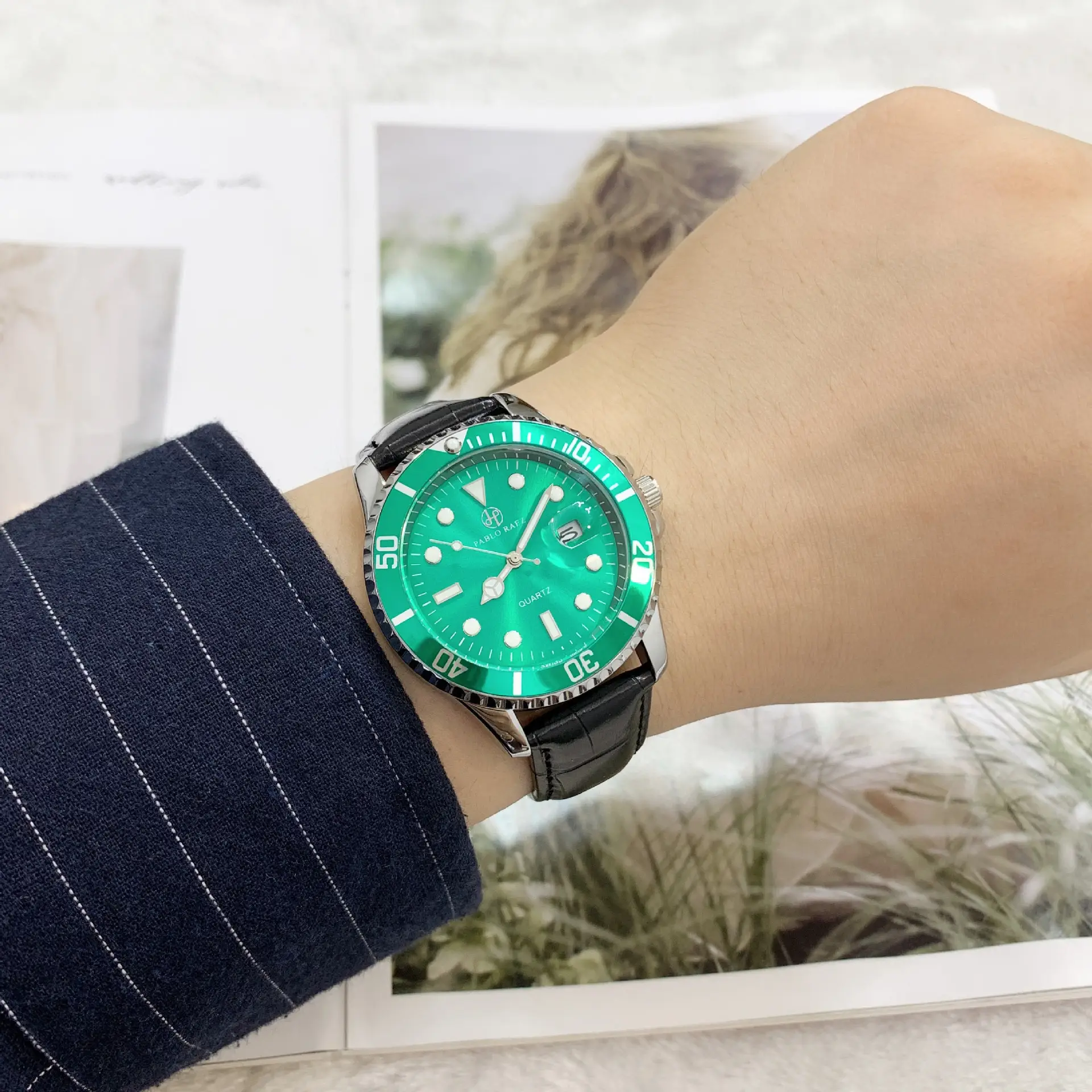 Men's Black Leather Belt Watch with Green Dial & Quartz Movement — feature 17