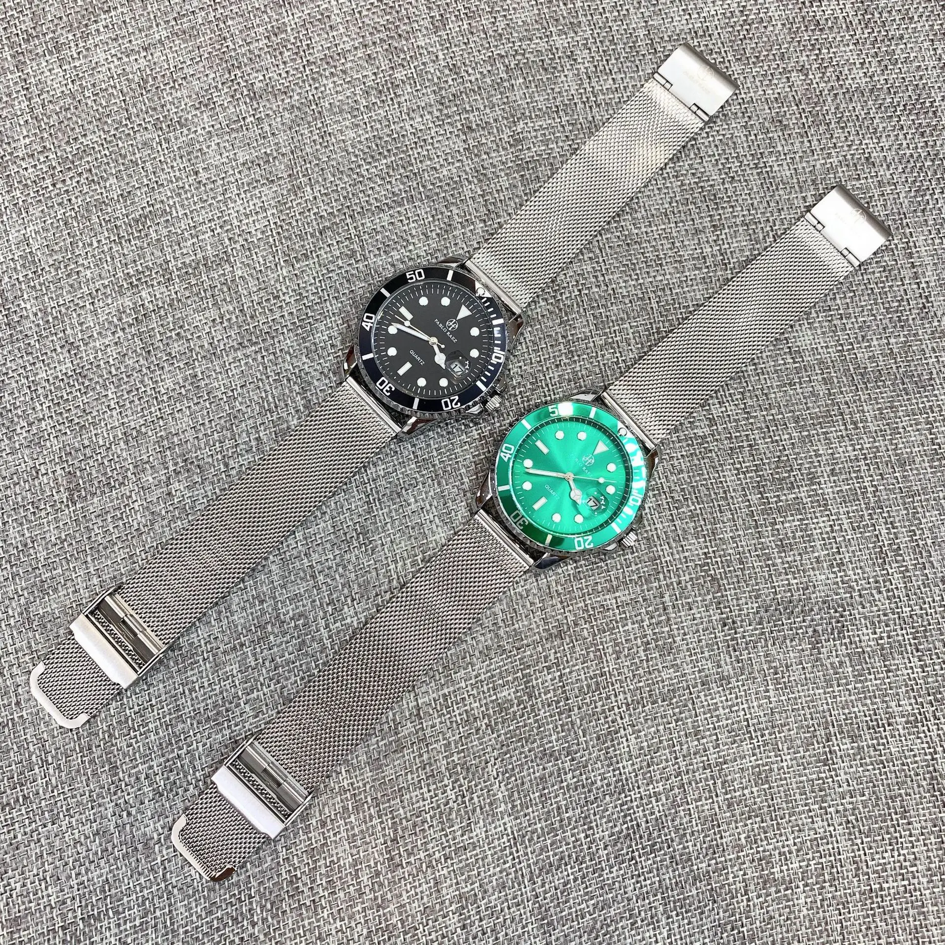 Men's Black Leather Belt Watch with Green Dial & Quartz Movement — feature 26
