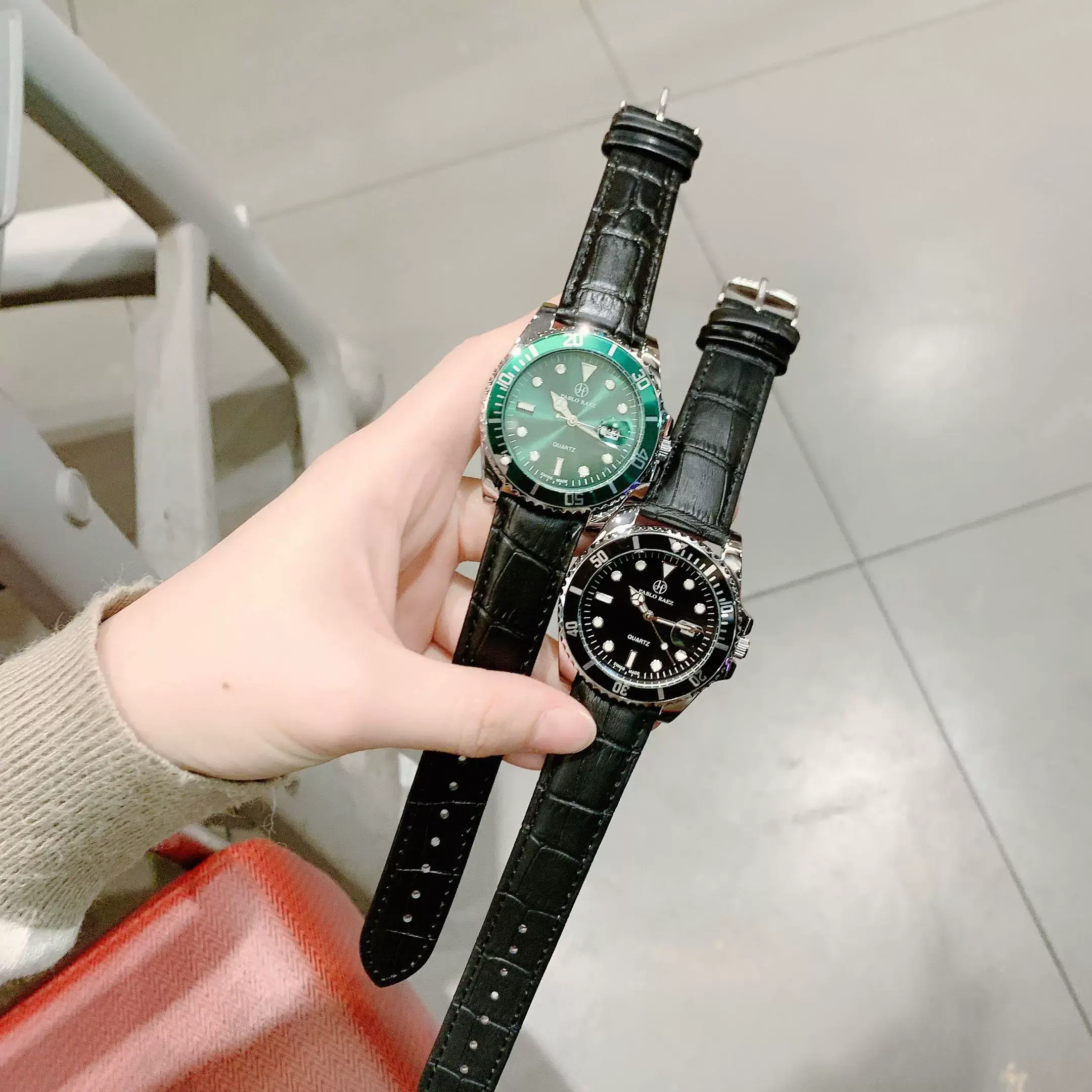 Men's Black Leather Belt Watch with Green Dial & Quartz Movement — feature 8