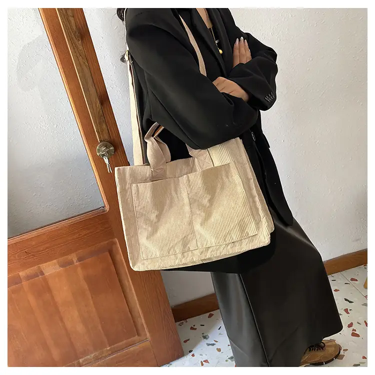 Women's Large Capacity Velvet Shoulder Crossbody Bag — feature 15