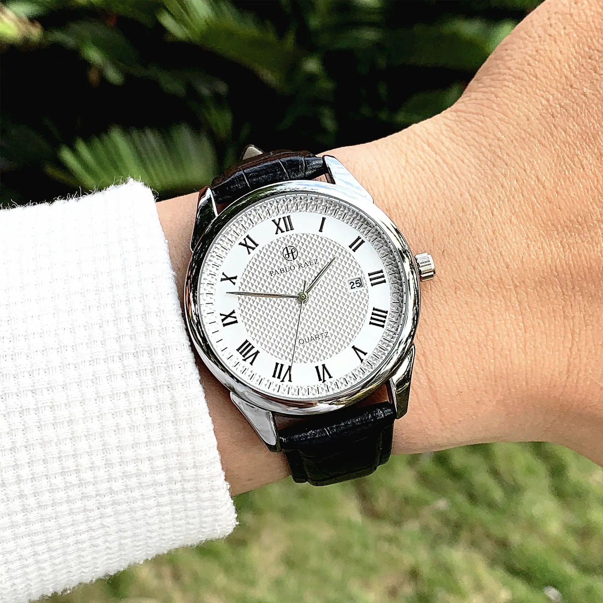 Men's Stainless Steel Quartz Watch Black Leather Strap — feature 9