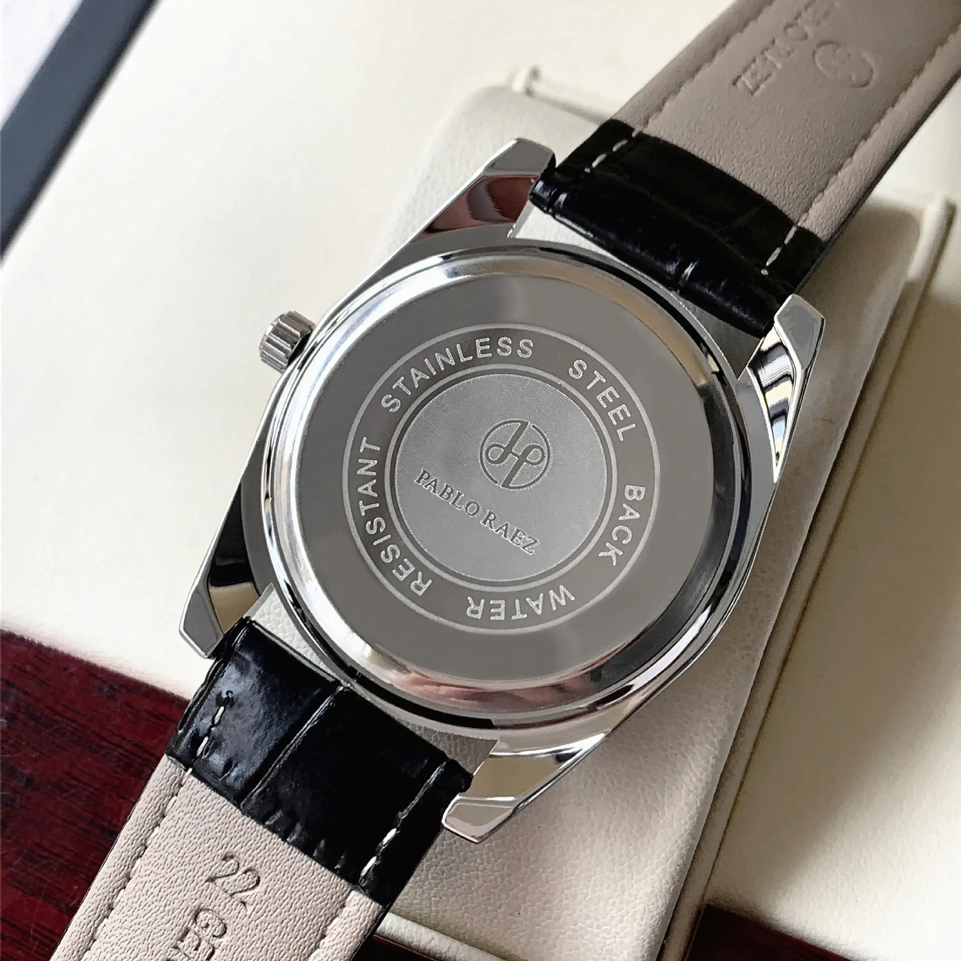 Men's Waterproof Quartz Watch with Stainless Steel Case