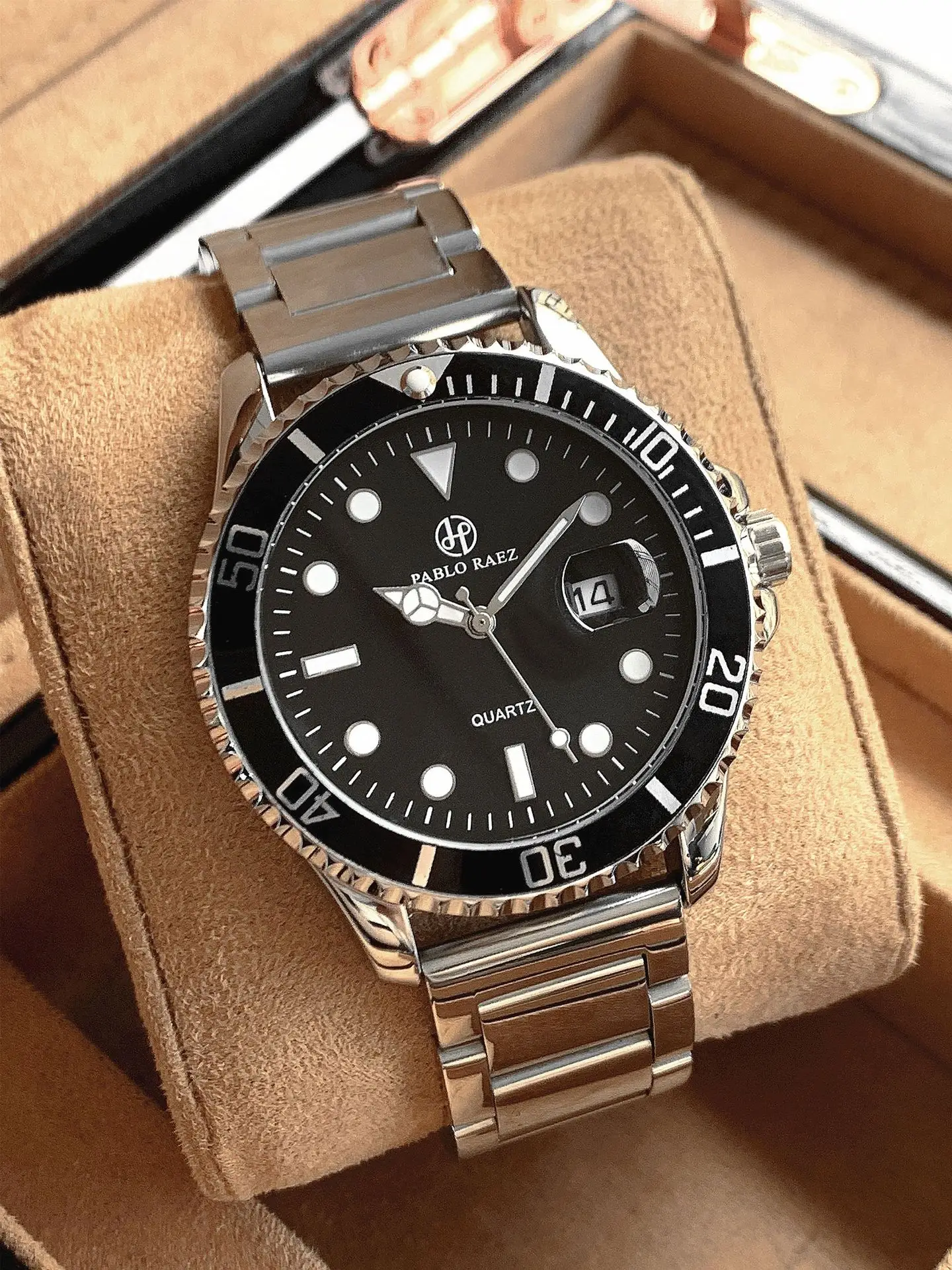 Men's Quartz Watch with Butterfly Buckle & Luminous Dial — feature 7