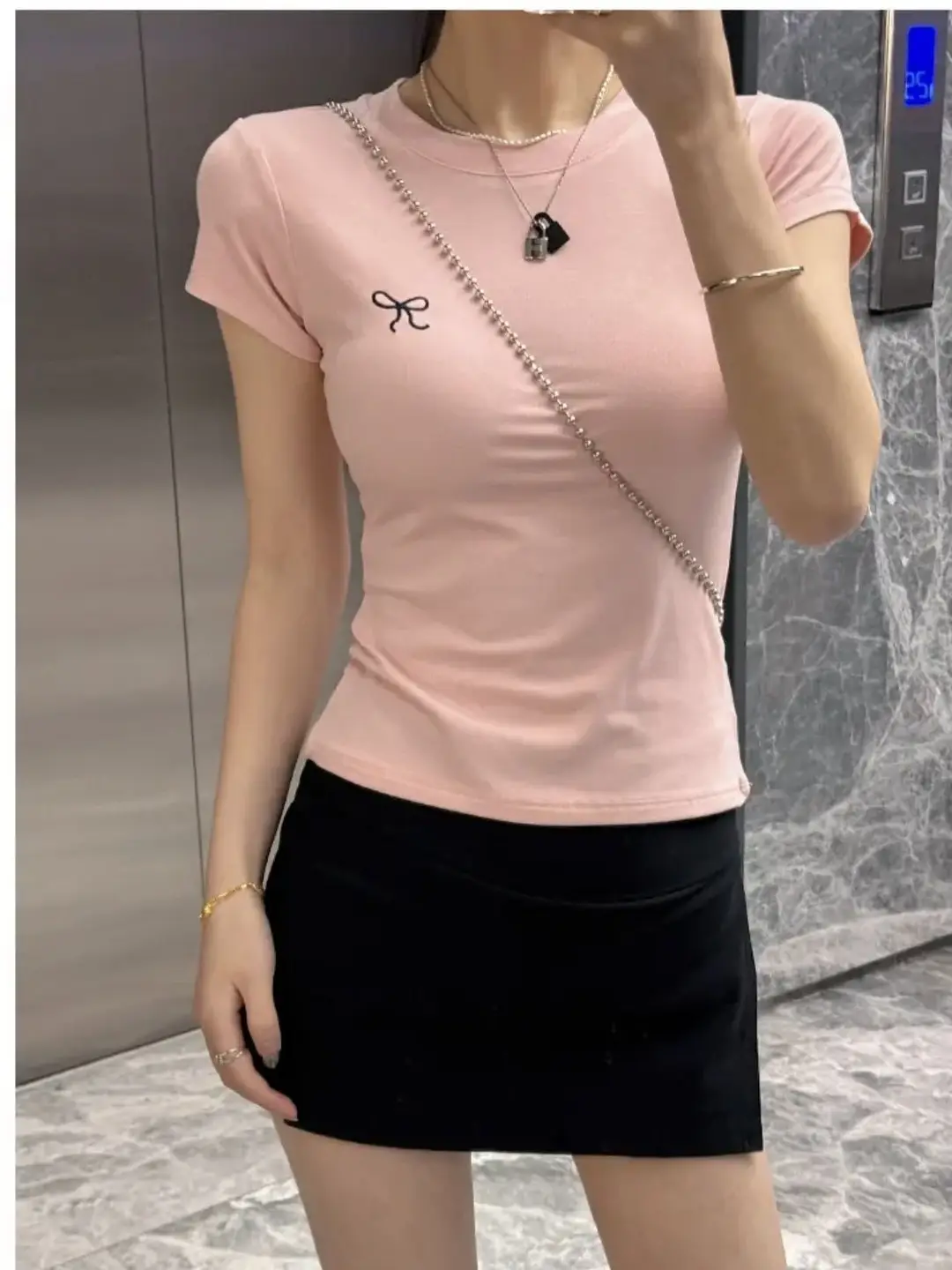 Ins Pure Desire Embroidery Summer Slim Short-Sleeved T-Shirt for Women Korean Style Bow Round Neck Contrasting Color Bottoming Top for Women Wholesale