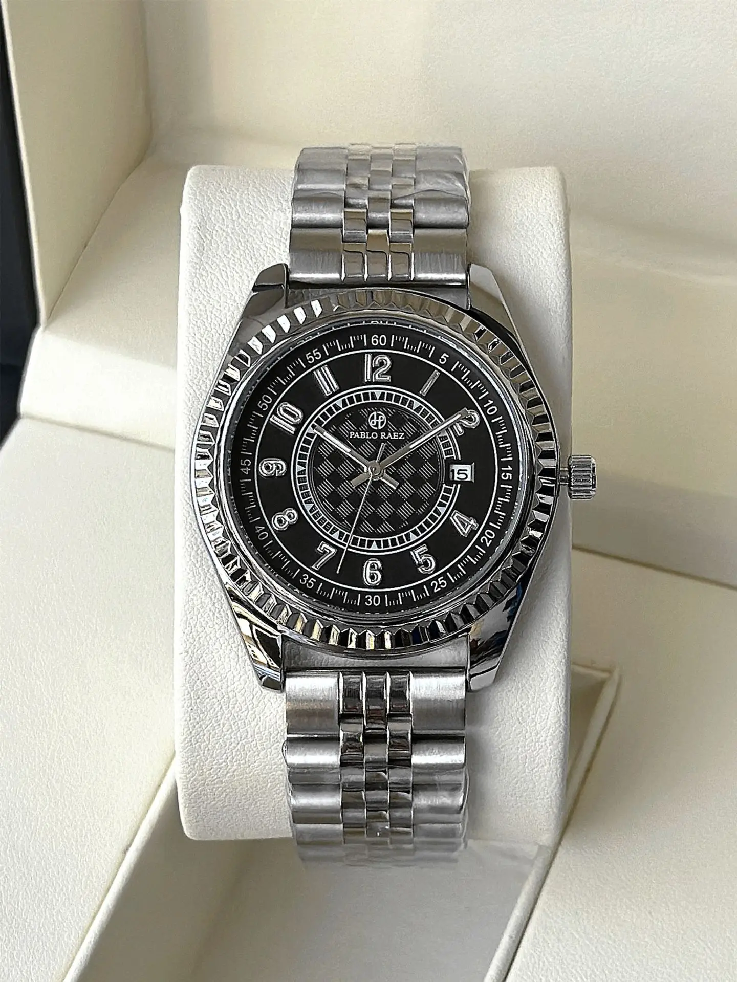 Men's Stainless Steel Calendar Watch with Luminous Dial — feature 18