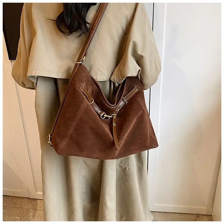 Brown Leather Shoulder Tote Bag for Women 2024 — feature 20