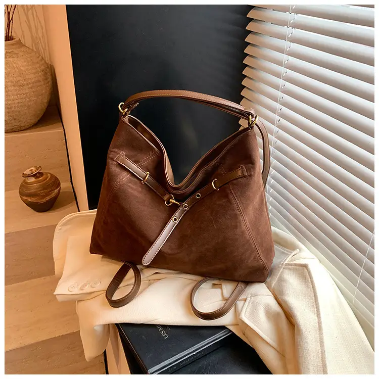 Brown Leather Shoulder Tote Bag for Women 2024 — feature 27