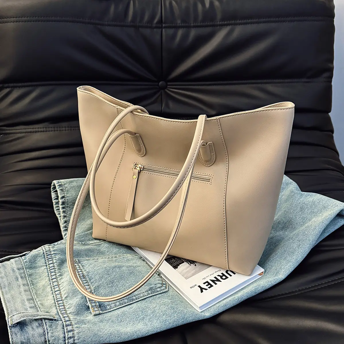 Brown Large Capacity Women's Tote Bag Shoulder Handbag - Image 2