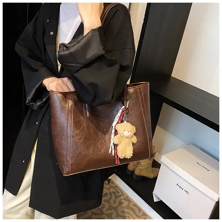Vintage Women's Shoulder Bag Beige 2024 New Autumn Winter — feature 19