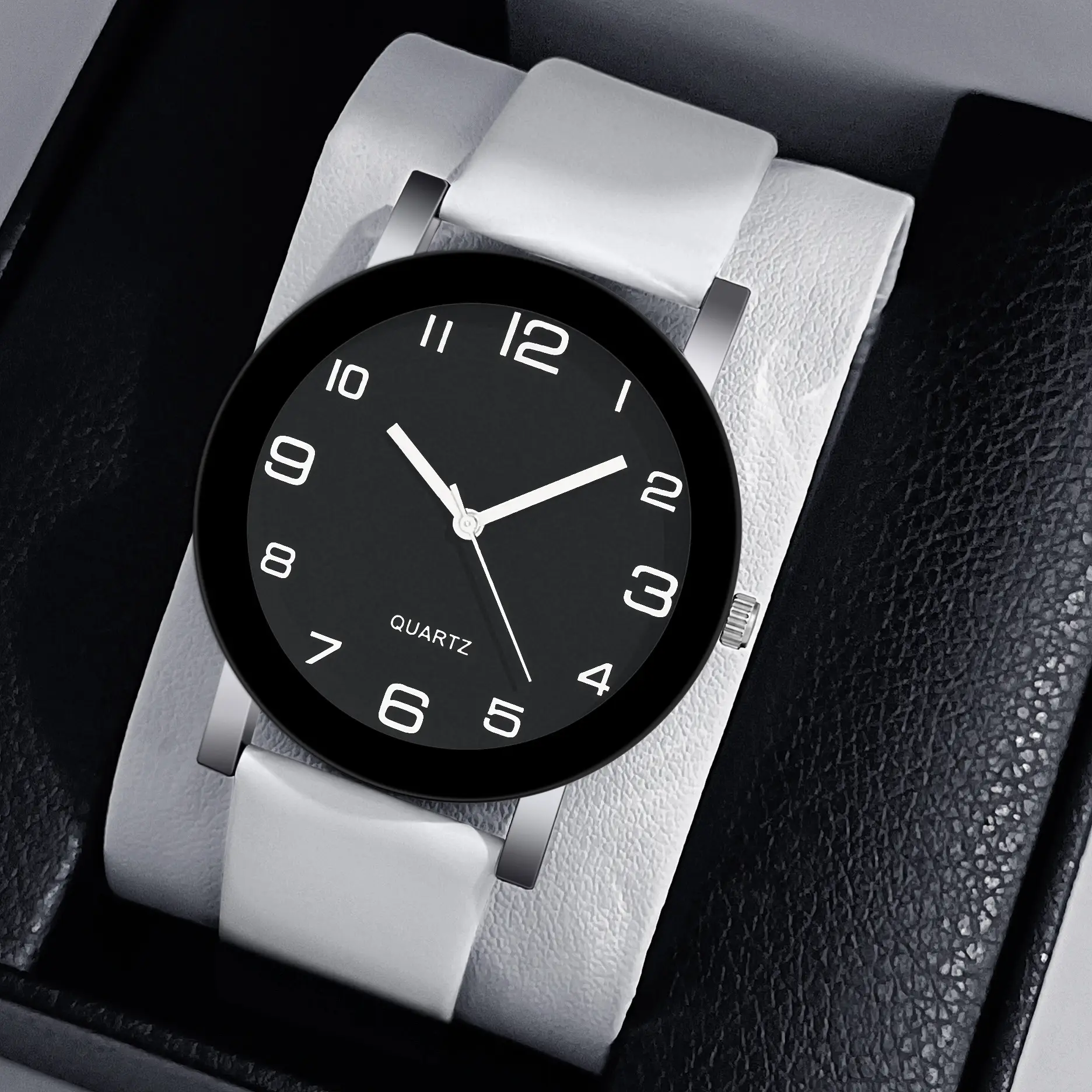 White Quartz Watch for Men Casual Style — feature 4