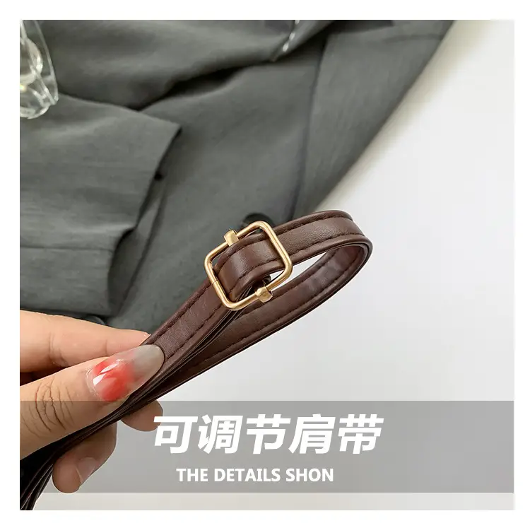 Brown Croc Leather Shoulder Bag with Gold Clasp — feature 5