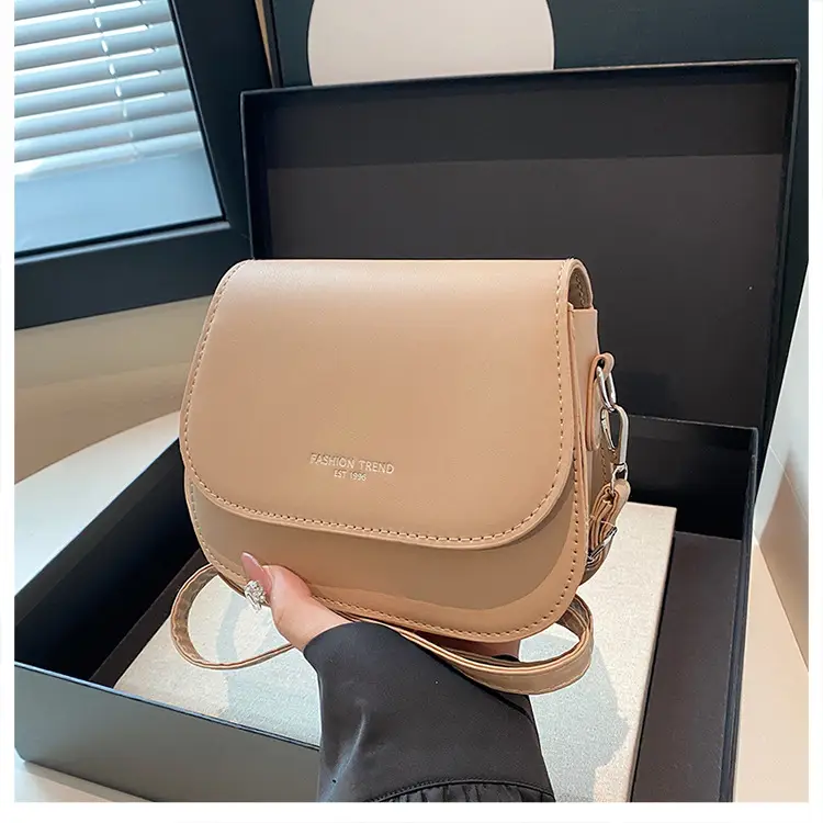 2024 Korean Black Crossbody Shoulder Bag for Women — feature 29