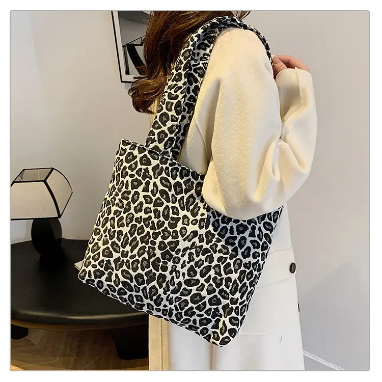 Women Leopard Print Tote Bag 2024 — feature 17