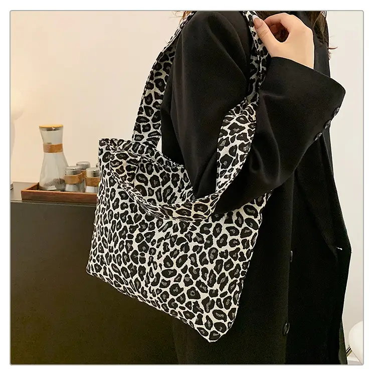 Women Leopard Print Tote Bag 2024 — feature 20