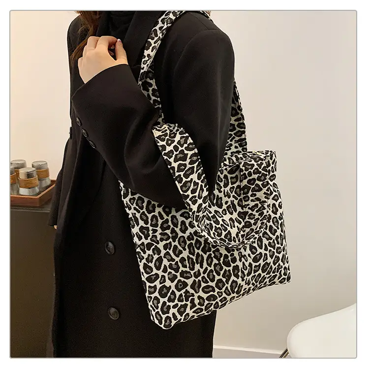 Women Leopard Print Tote Bag 2024 — feature 21