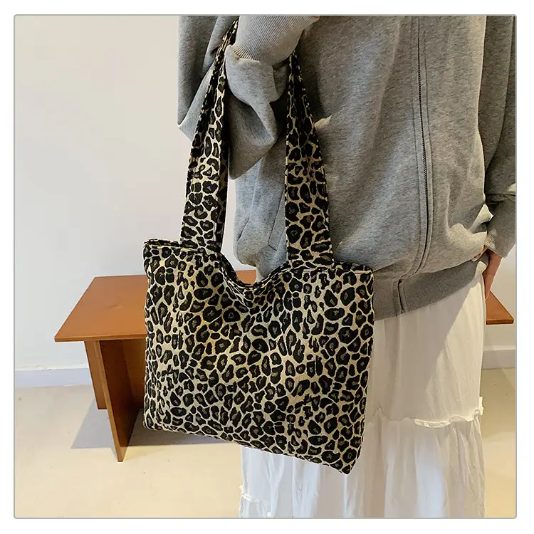 Women Leopard Print Tote Bag 2024 — feature 24