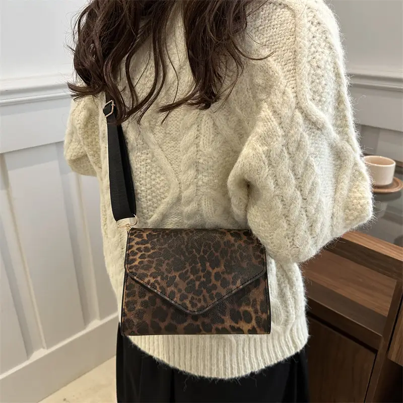Leopard Print Textured Bag for Women 2024 - Image 6