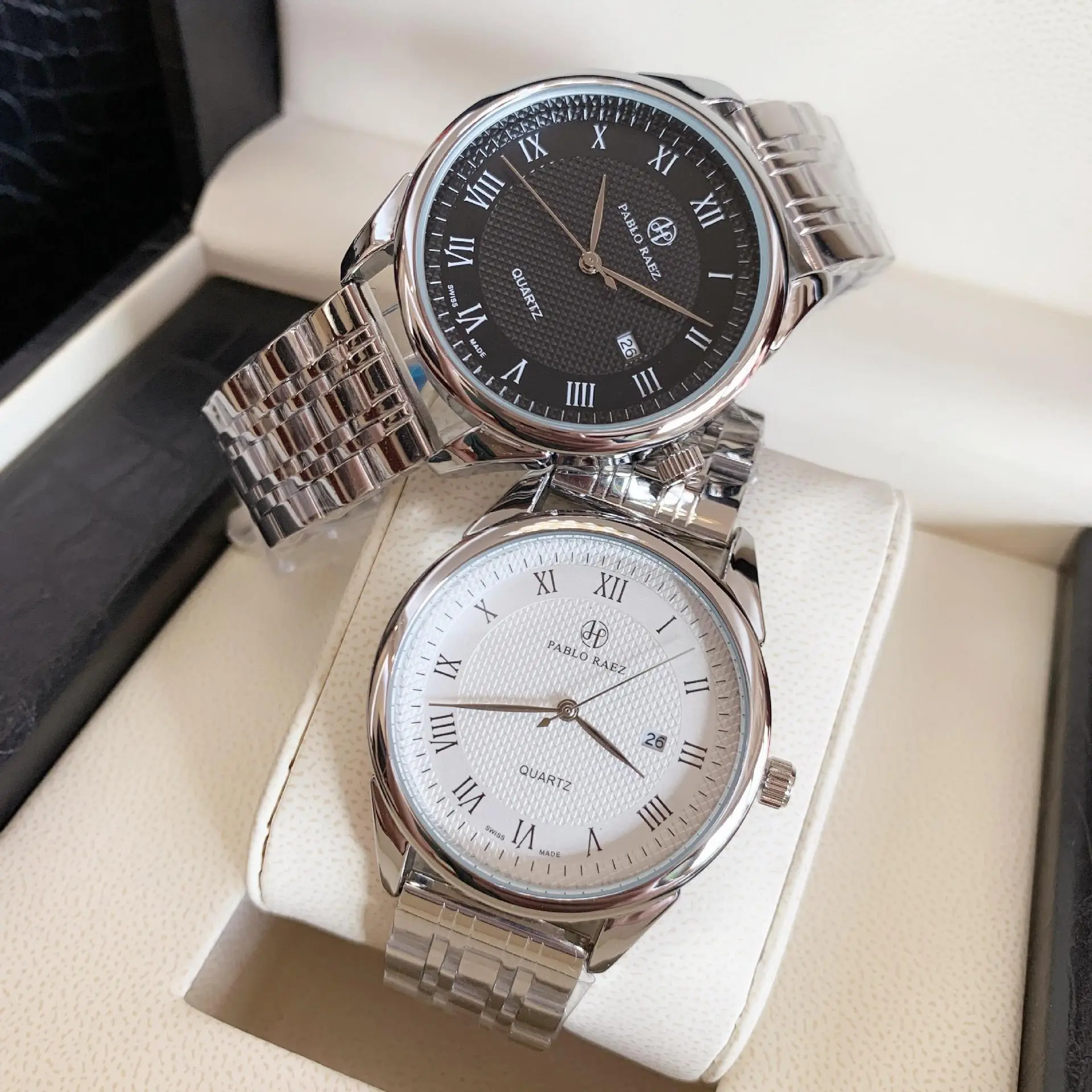 Men's Silver Quartz Watch with Stainless Steel Band - Image 3