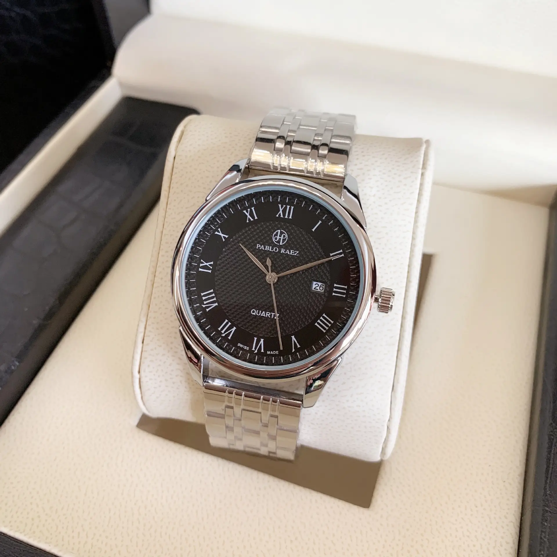Men's Silver Quartz Watch with Stainless Steel Band - Image 4