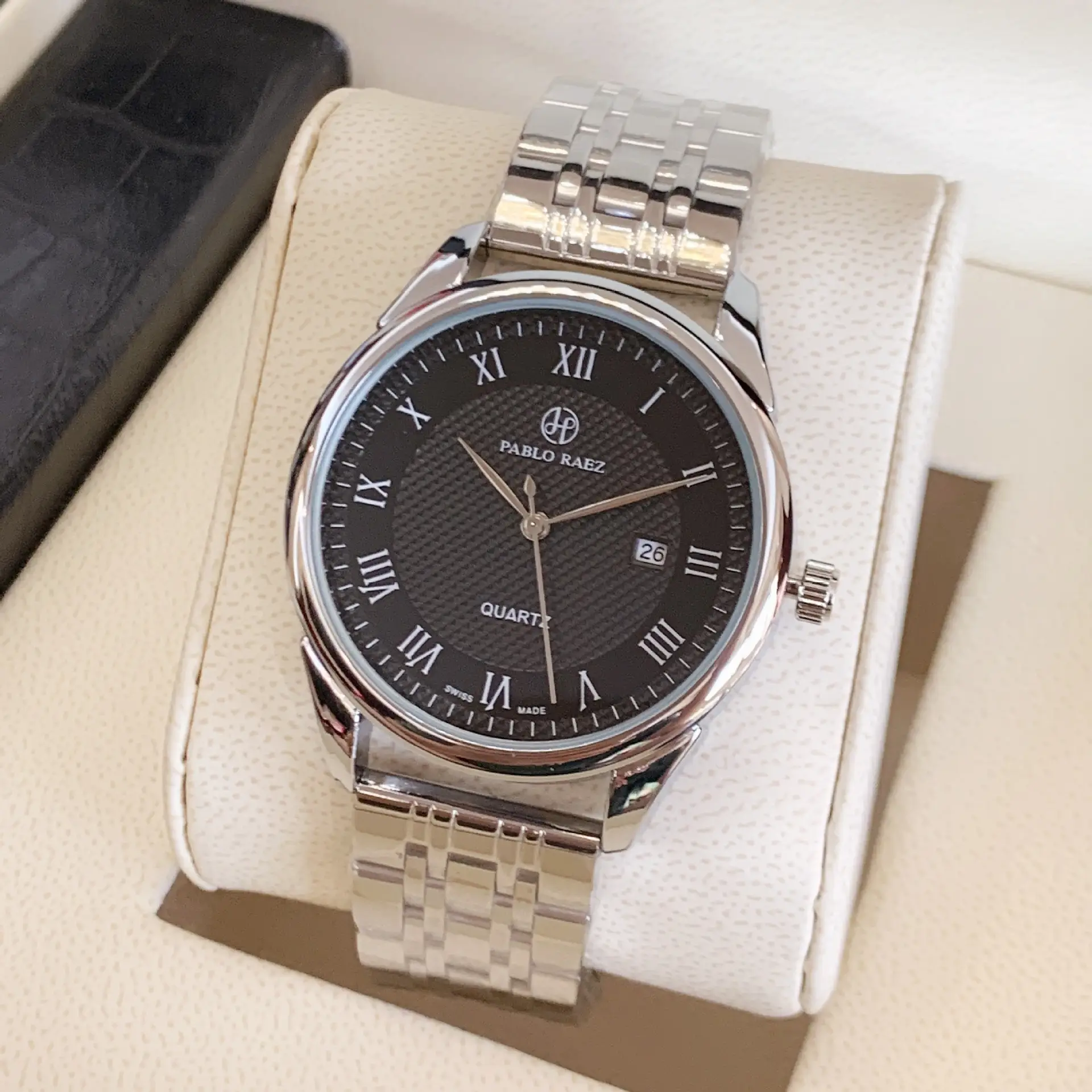 Men's Silver Quartz Watch with Stainless Steel Band - Image 2