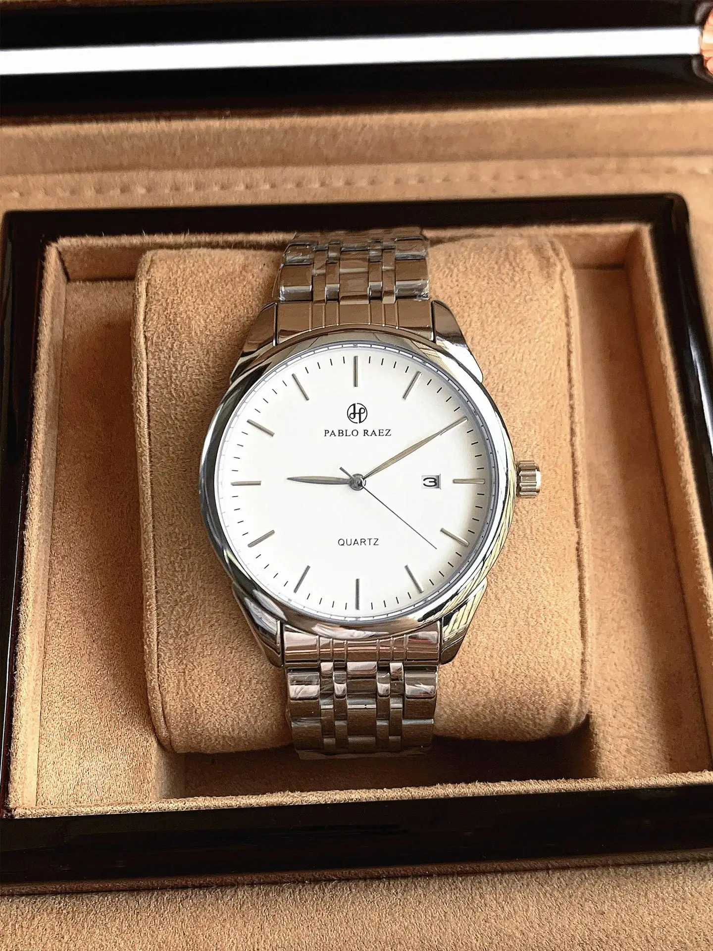 Men's Simple Quartz Watch with Brown Leather Strap — feature 10