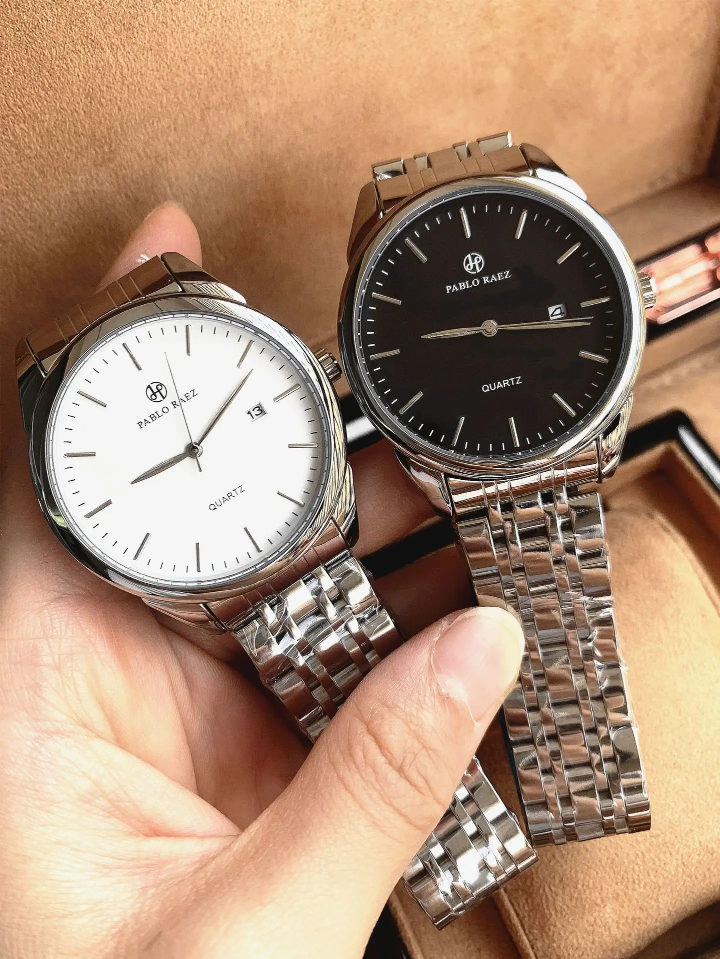 Men's Simple Quartz Watch with Brown Leather Strap — feature 8