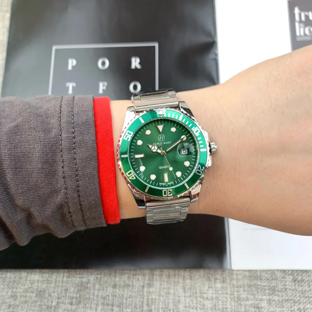 Men's Black Green Quartz Watch with Butterfly Buckle - Image 4