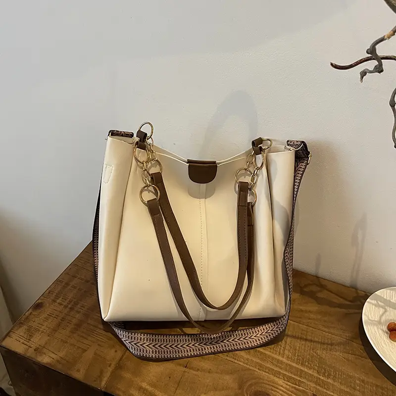 Women's Large Capacity Shoulder Bag Cream Brown