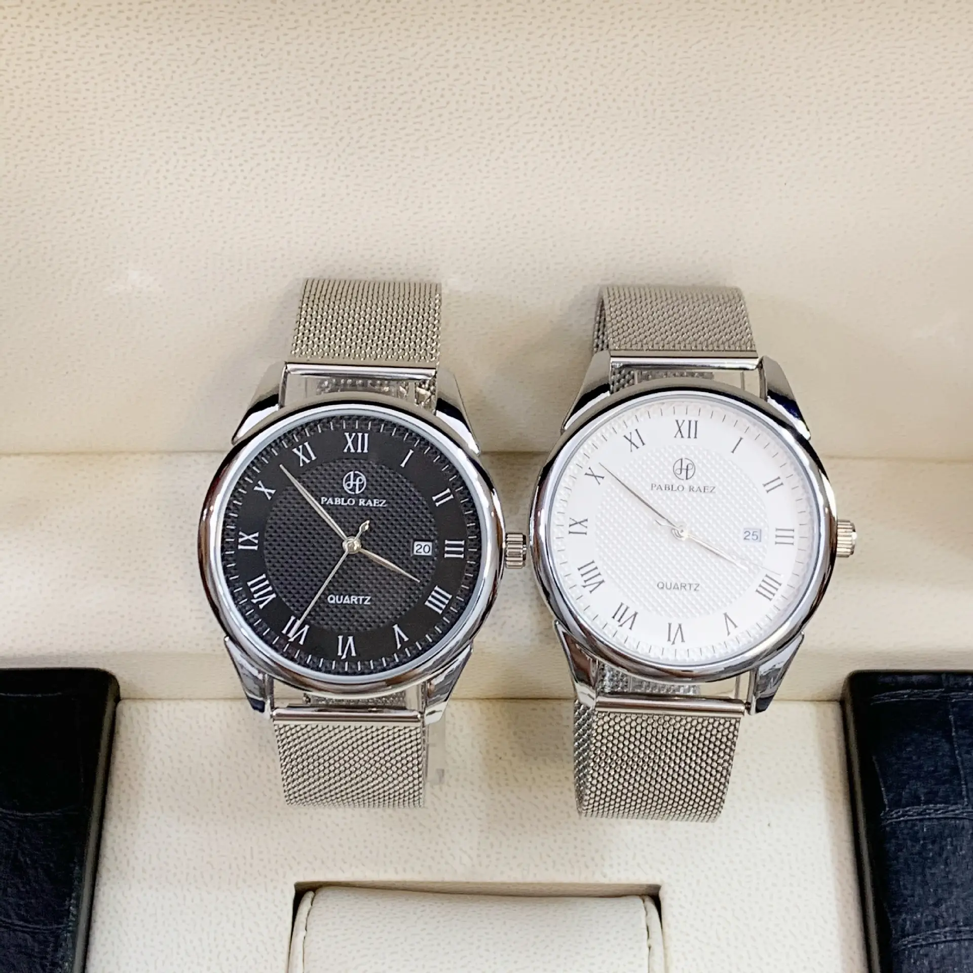 Men's Stainless Steel Quartz Watch with Calendar — feature 14