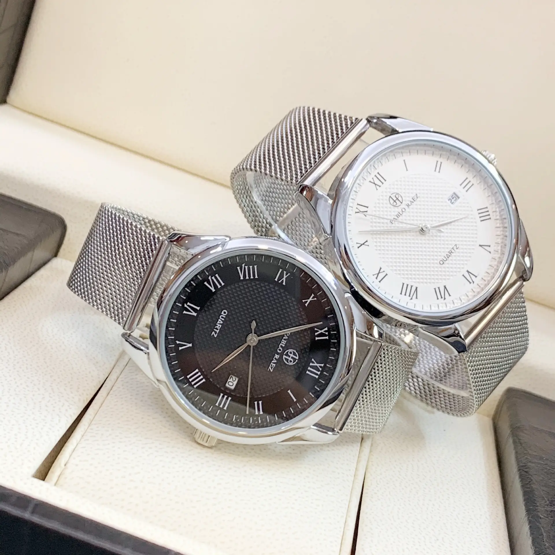 Men's Stainless Steel Quartz Watch with Calendar — feature 15