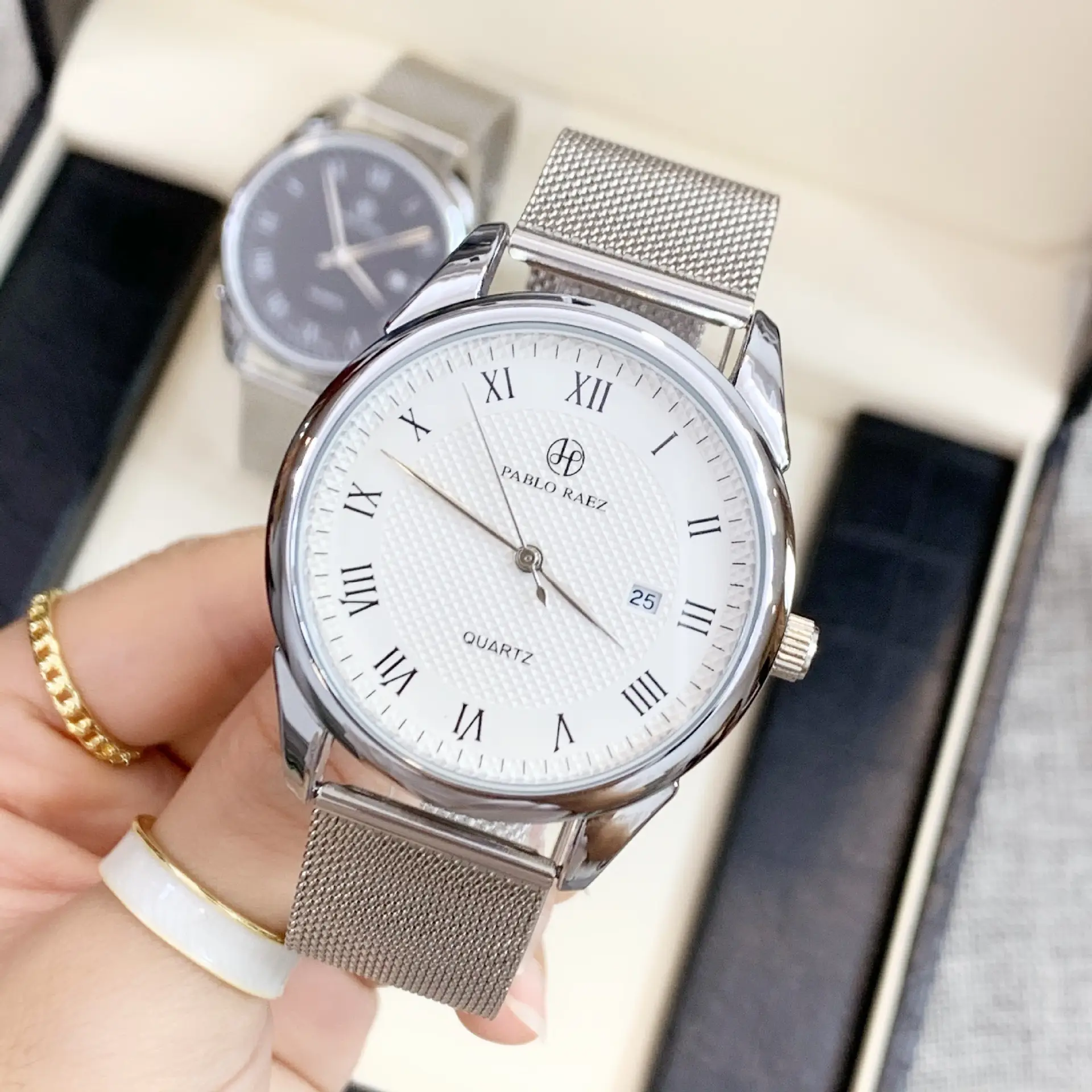 Men's Stainless Steel Quartz Watch with Calendar — feature 16