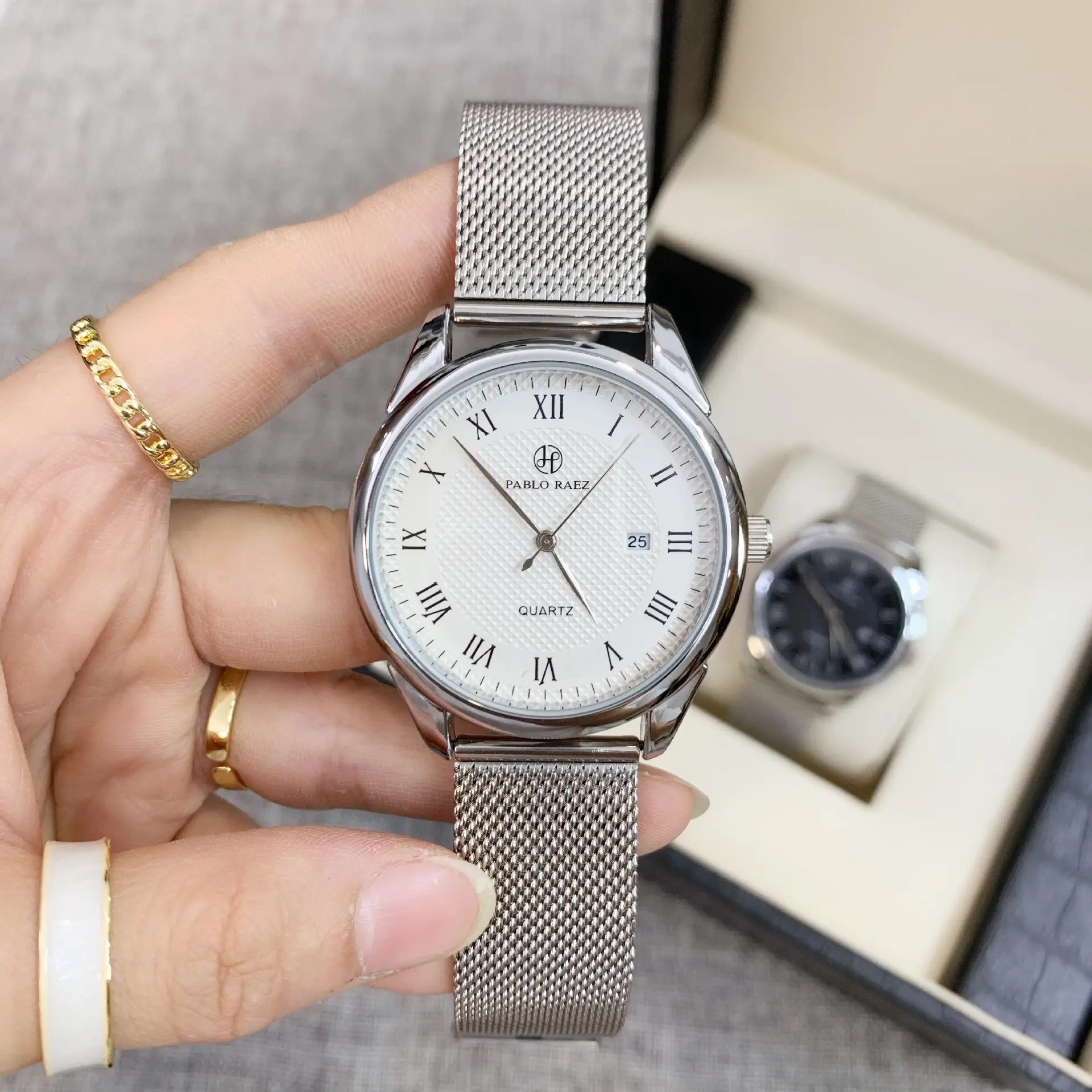 Men's Stainless Steel Quartz Watch with Calendar — feature 20