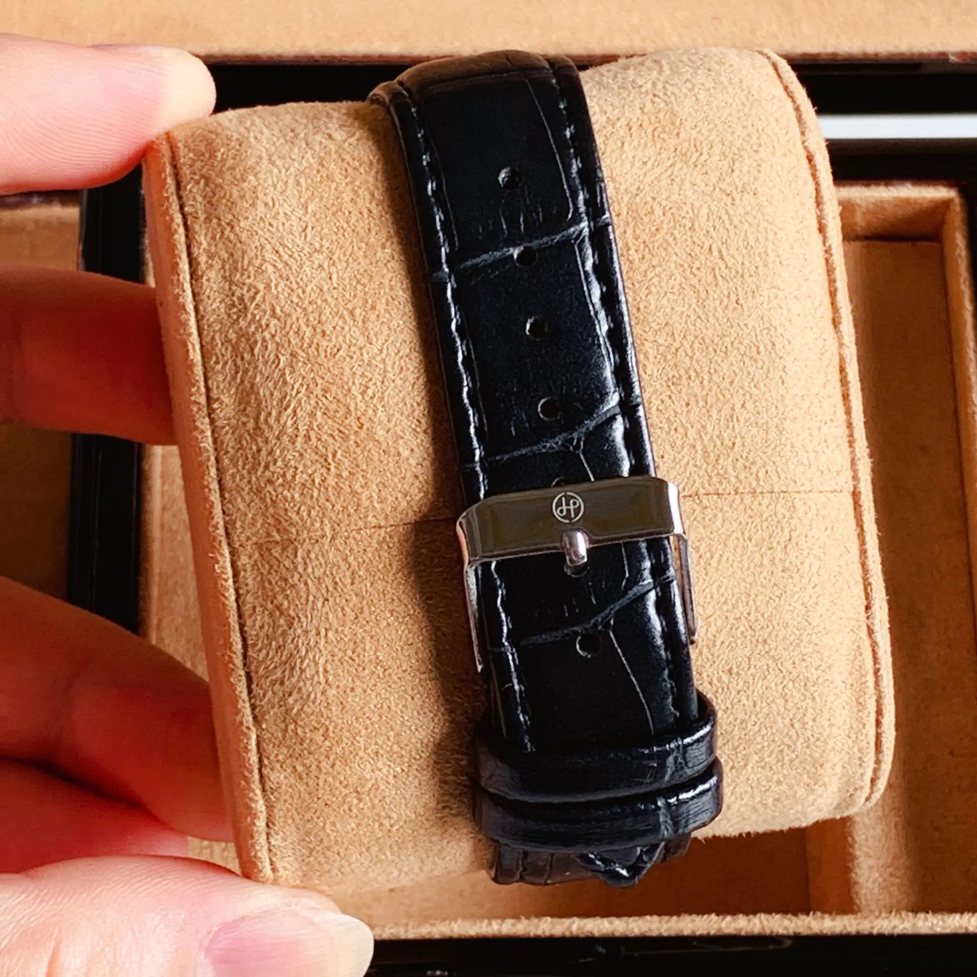 Men's Quartz Watch with Purple Belt & Crystal Dial — feature 24