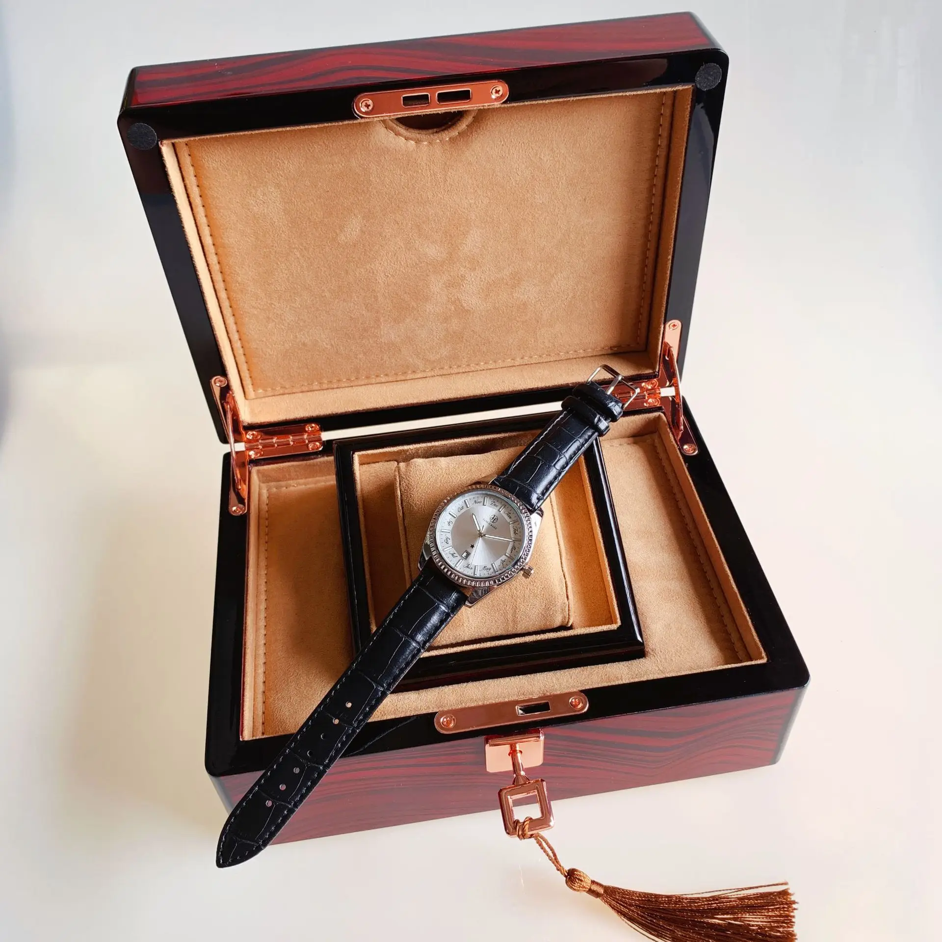 Men's Quartz Watch with Purple Belt & Crystal Dial — feature 26